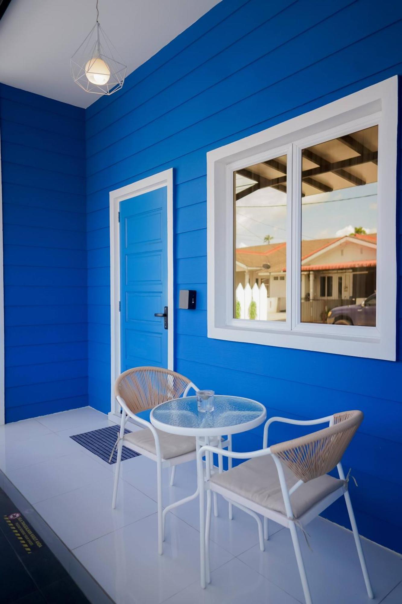 Auranad Tinyhouse Bandar Tanah Merah Wifi Netflix Экстерьер фото