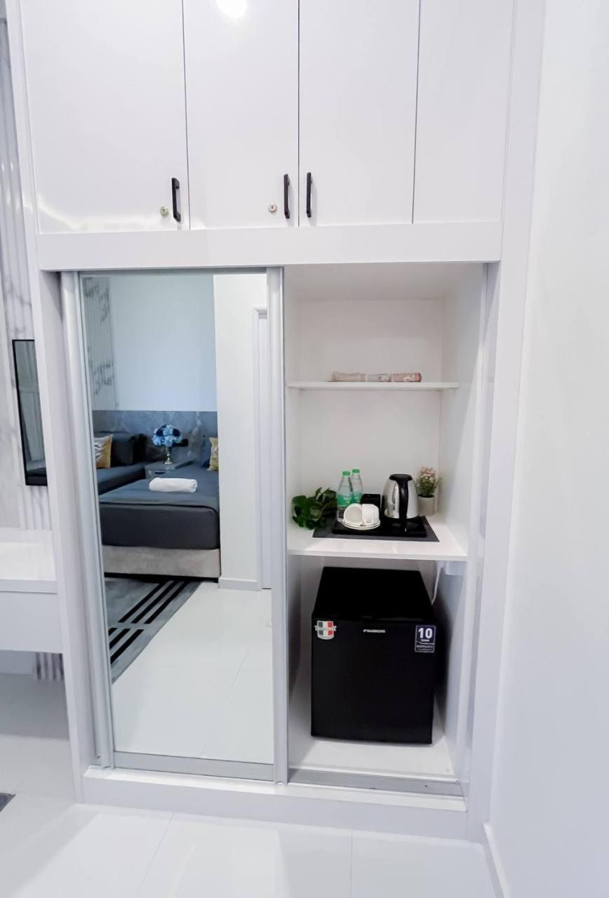 Auranad Tinyhouse Bandar Tanah Merah Wifi Netflix Экстерьер фото